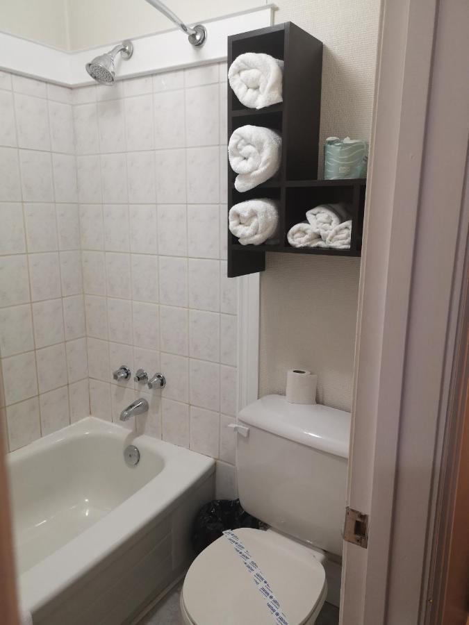 Seaport Inn Port Union Bagian luar foto