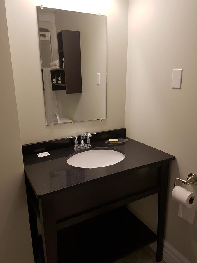 Seaport Inn Port Union Bagian luar foto