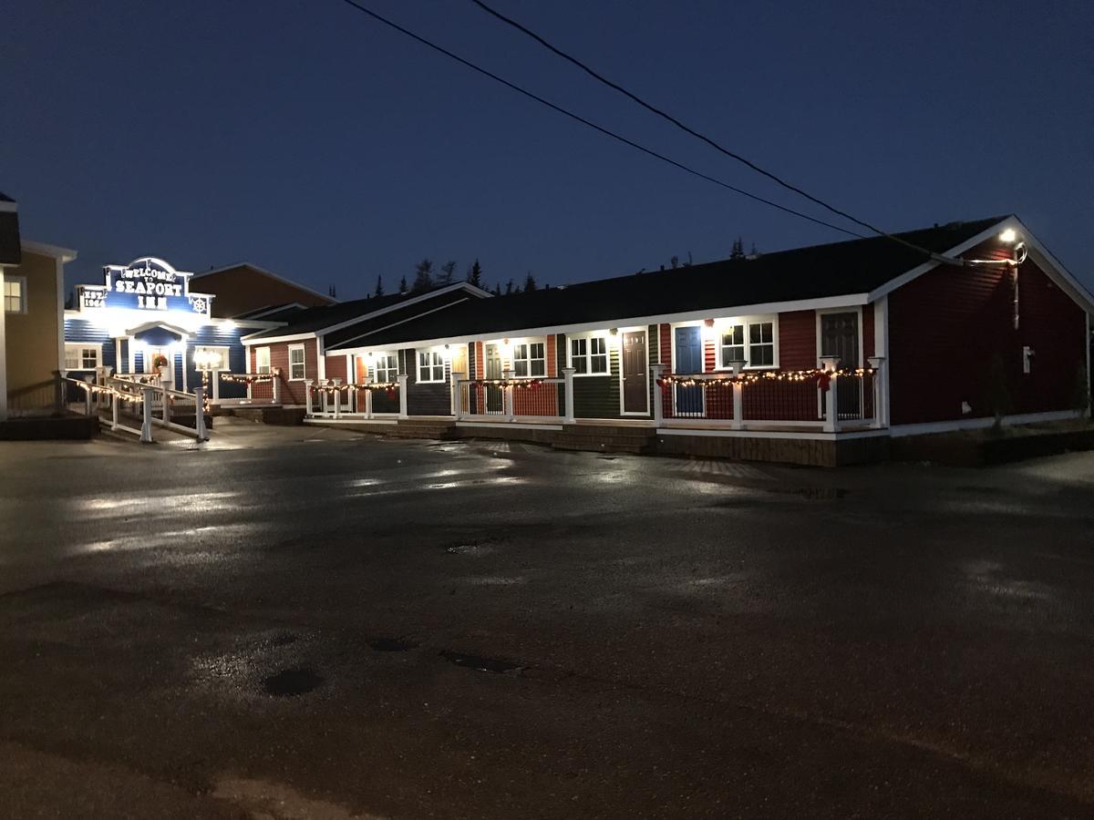Seaport Inn Port Union Bagian luar foto